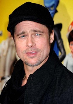 Cinema/ Brad Pitt vuole girare film su minatori cileni (The Sun)