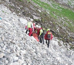 Valanga nel bergamasco: travolto un uomo