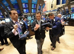 Crisi/ Borse Europa giù, Milano chiude a -2,67%, euro sotto 1,31