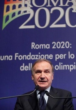 Calcio/ Sciopero, Petrucci: Atto intimidatorio e arrogante