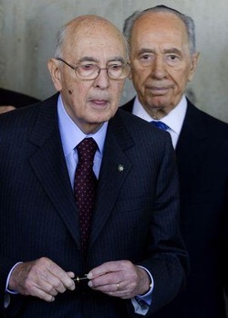 Israele/ Napolitano a Peres: In questo momento Italia vi è vicina