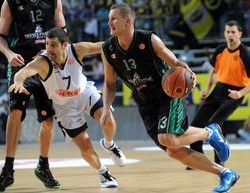Basket/ Serie A: Siena batte Milano 99-67 e vola da sola in testa