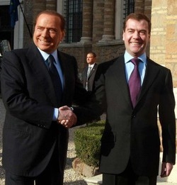 Wikileaks/ Berlusconi definì Medvedev “un apprendista” di Putin