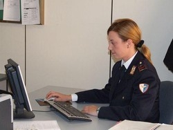 Postale Bolzano chiude sito Facebook che incita a violenza donne