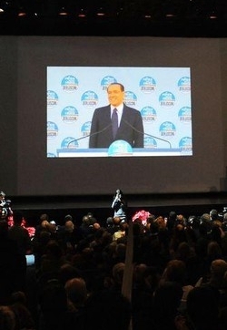 Governo/ Berlusconi: Fini e Casini non hanno voti, dove vanno?