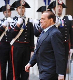 Governo/ Berlusconi: Crisi senza esiti sarebbe follia politica