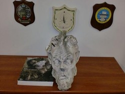 Restituita alla sovraintendenza la testa rubata del Mefistofele
