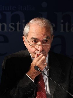 Pd/ Amato: Un’ alleanza con terzo polo può avere futuro
