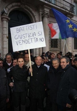Battisti/ Gasparri: Brasile offende toghe italiane, ma Anm tace