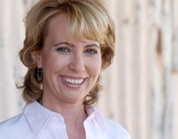 Strage Arizona/ Progressi per Giffords, famiglia omicida si scusa