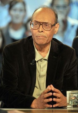 Tunisia/ Rientra nel paese l’oppositore Moncef Marzouki