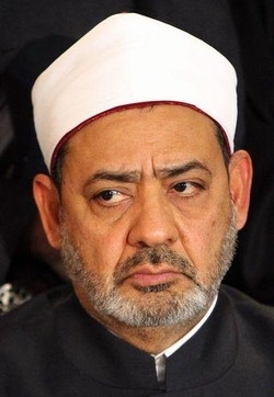 Egitto/ Università al Azhar sospende il dialogo con il Vaticano