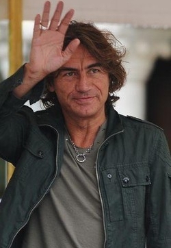 Musica/Parte domani da Milano il tour ‘Quasi acustico’ di Ligabue