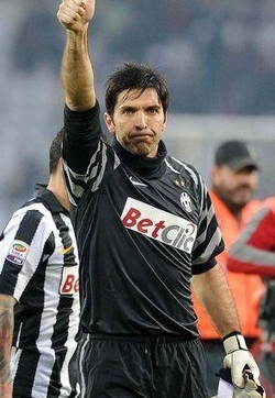 Buffon non ha dubbi: voglio chiudere la mia carriera alla Juve