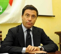 Fini/ Bocchino: dimissioni sarebbero consegna Camera a Premier