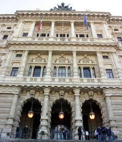 Adozioni/ Cassazione:Nessun invito a fare nuova legge per single