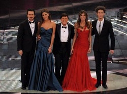 Sanremo/ La prima serata sfiora i 12 mln; 4 mln per ‘Ballarò’
