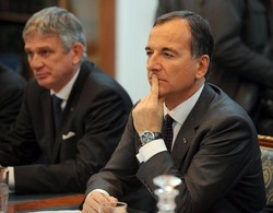 Iran/ Frattini: Sosteniamo le legittime aspirazioni del popolo