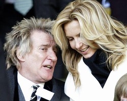 Rod Stewart diventa papà per l’ottava volta