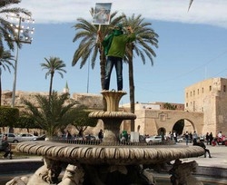 Libia/ 1.500 italiani nel Paese, Farnesina consiglia di partire