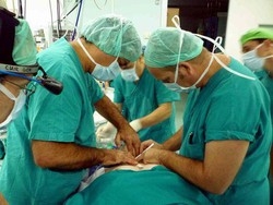 Salute/ Ricostruita mandibola neonata pachistana, rischiava vita