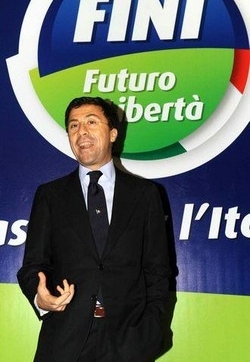 Giustizia/ Bocchino: Dialogo su riforma, ma tanti dubbi