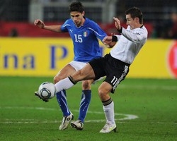 Calcio/ Italia: recupera Motta, Ranocchia salta la Slovenia