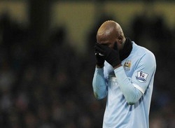 Calcio/ Freccette contro i ‘baby’ del City, bufera su Balotelli