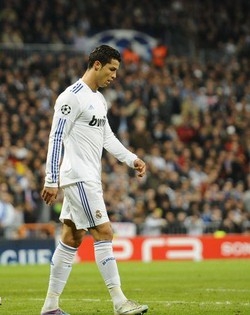 Calcio/ Portogallo vende Ronaldo a Spagna, ma è…pesce d’aprile