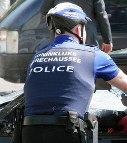 Olanda/ Groningen, 12enne partorisce in gita: bambino è del padre