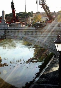 Imprenditore ucciso a Roma, indagato: ho gettato arma nel Tevere