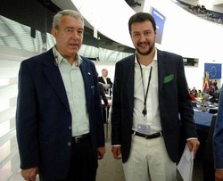 Immigrati/Salvini: Italia dovrebbe sospendersi da Unione Europea