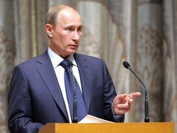 Libia/ Putin: illegittimi tentativi di uccidere Gheddafi