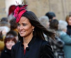 Gb/ Pippa Middleton fa mettere sfere discoteca Buckingham Palace