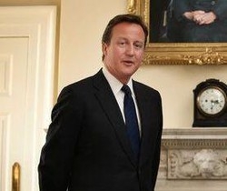 Libia/ Cameron: raid aerei non puntano a eliminare “individui”