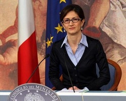 Dl sviluppo/ Piano triennale assunzioni 65mila precari scuola