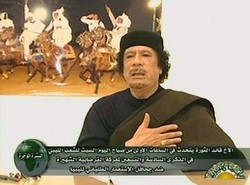 Libia/ Al Jazeera: Colpito il compound di Gheddafi in raid aerei