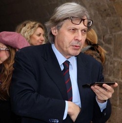 Rai/Mazza vede Sgarbi: programma in onda il 18. Tema: ‘il padre’