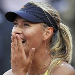 Tennis/ Sharapova regina di Roma
