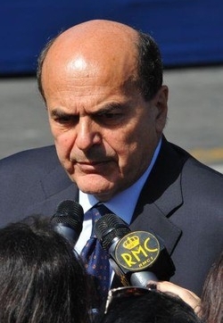 Governo/ Bersani: Lega fa accattonaggio su ministeri