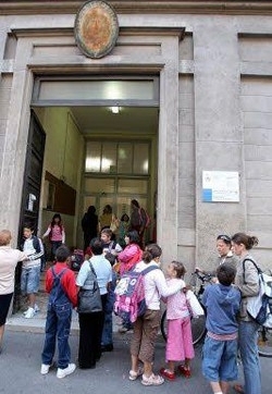Scuola/ Anno al capolinea, oggi ultimo giorno in Puglia e Marche