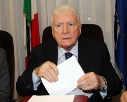 Tv/Zavoli convoca vertici Rai:urge franco confronto su strategie