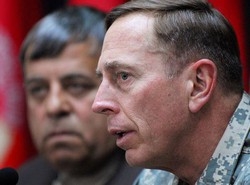 Afghanistan/ Petraeus: calendario ritiro resta quello di Lisbona