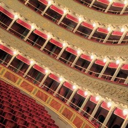 Teatro/ Il Valle passa al Comune Roma, ‘non chiuderà un giorno’