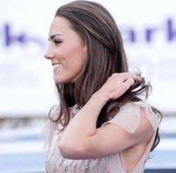 Gb/ Kate e gli errori d’ortografia in lettera di ringraziamento