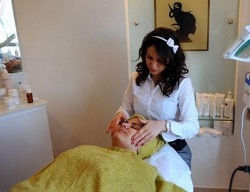 Spagna/ Niente da ridere, a Madrid la prima Spa del solletico