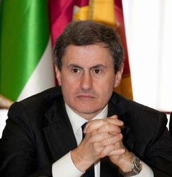 Aggressione Monti, Alemanno: Roma parte civile contro aggressori