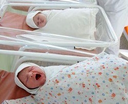 Usa/ Sondaggio shock: Gli americani vogliono i figli maschi