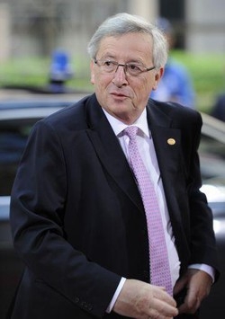 Grecia/ Juncker: Atene deve rassegnarsi a intervento estero