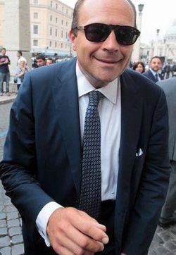 P4/ Csm sospende Papa da funzione magistrato e stipendio